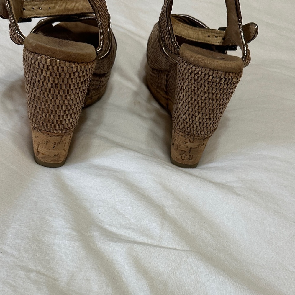 Very Volatile Tan Woven Wedges - Picture 4 of 6